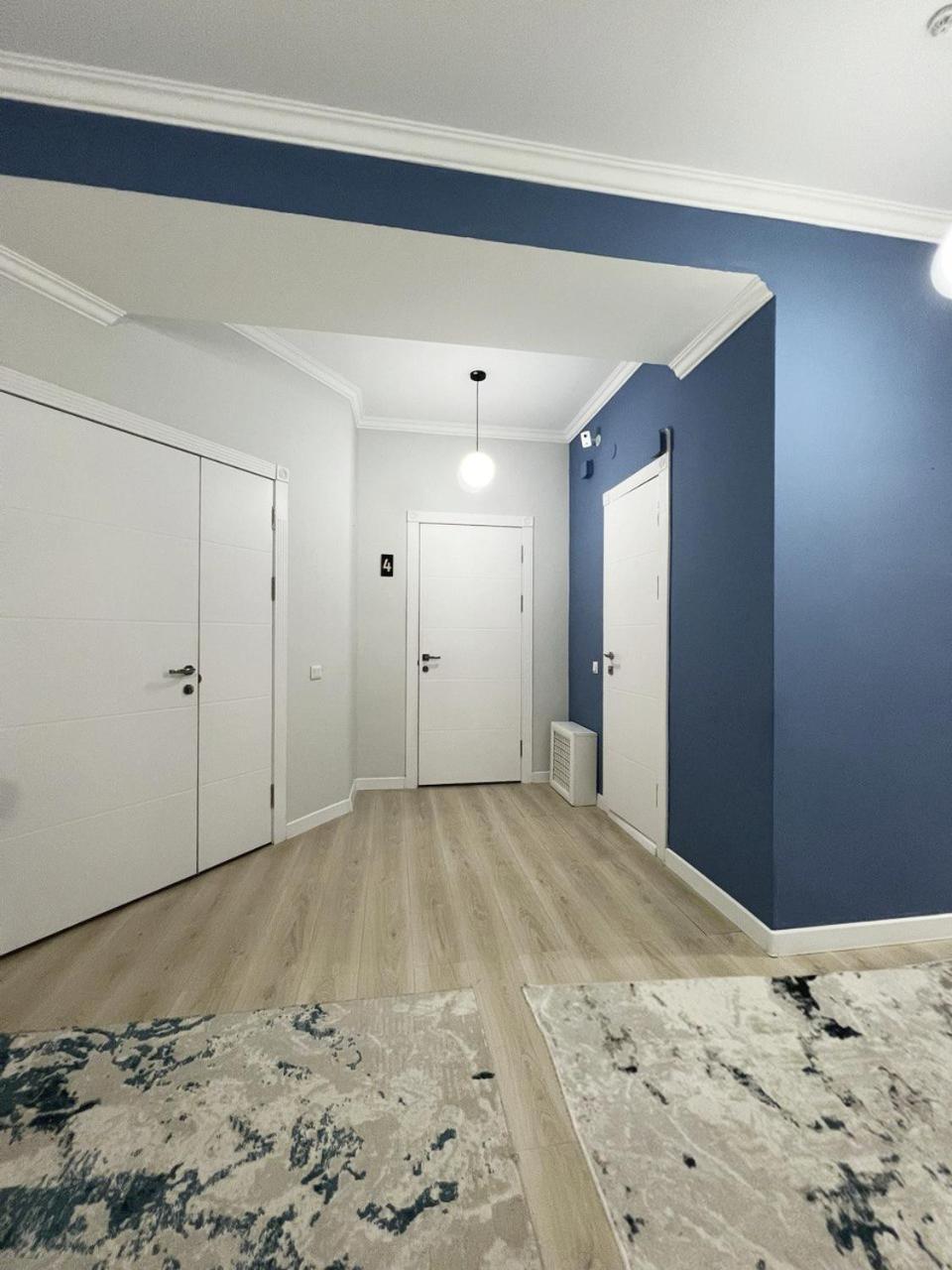 Compass Hostel Biskek Kültér fotó