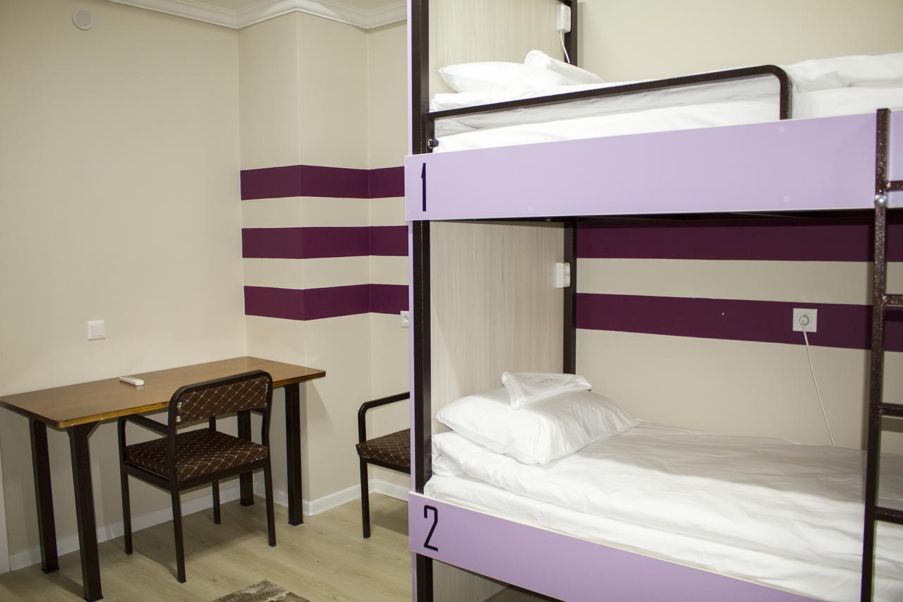 Compass Hostel Biskek Kültér fotó