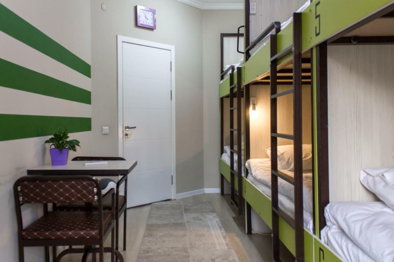 Compass Hostel Biskek Kültér fotó